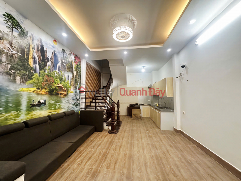 Beautiful house on Hoang Hoa Tham street near car alley, 32m², price 7.2 billion Sales Listings