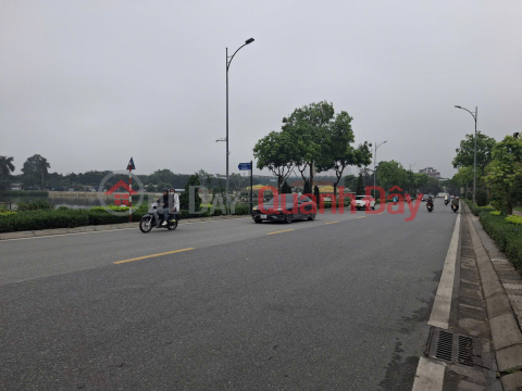 CỰC HIẾM THẠCH BÀN – CỔ LINH
Nhà đẹp 50m² Gara ô tô Gần hồ điều hoà Nhỉnh 14 tỷ _0