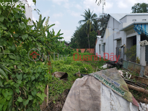 Land for sale in Sa Dec, Dong Thap, with a land ownership certificate. Located on DT848 road. Area: 183m2, West facing. _0