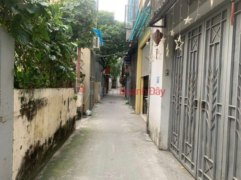 ₫ 6.8 Billion House for sale in Thuong Thanh, Long Bien, old 2-storey house, 62m wide, near the market, only 2 billion 6