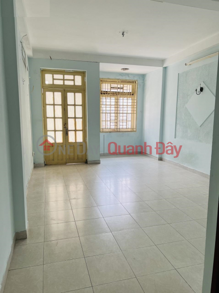 CMT8 front house, 4x20m, 3 floors, 2 large rooms | Vietnam | Rental | đ 28 Million/ month