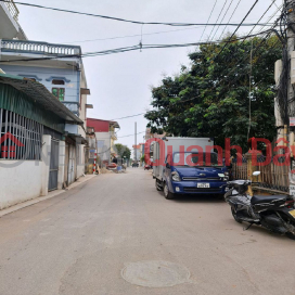 Rare and hard to find. 62m2 Trau Quy, Gia Lam center, car access only a little over 7 billion. Contact 0989894845 _0