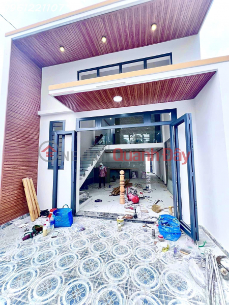 Selling a front-facing house with a back porch by the owner near the fish wharf intersection market, Vietnam, Sales | đ 500 Million