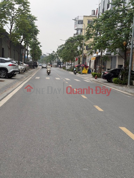 Bán nhà c4 khai sơn ngọc thuỵ, 35m x 3m8 vỉa hè kinh doanh Niêm yết bán