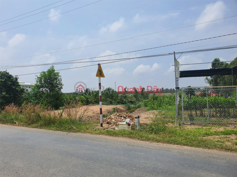 OWNER FOR FAST SELLING BEAUTIFUL LOT OF LAND - Beautiful Location In Tan Hong District, Dong Thap, Vietnam Sales, đ 200 Million