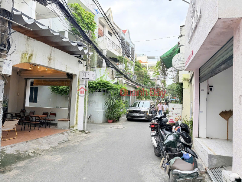 đ 11 Billion HOUSE IN GOOD LOCATION - GOOD PRICE, NEED TO SELL QUICKLY house in Tan Binh district, HCMC
