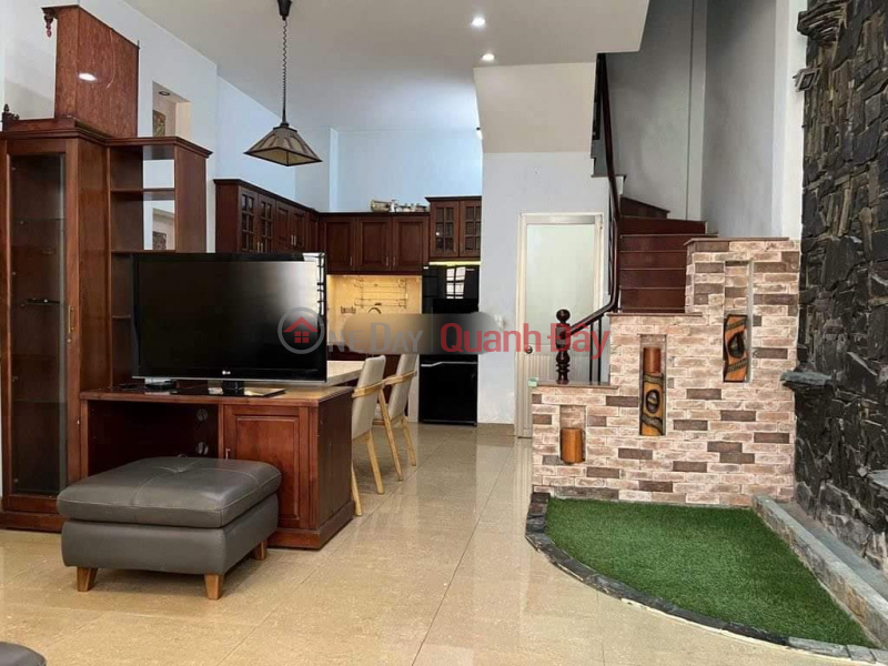 FULL FURNISHED HOUSE IN CONG HOA ALLEY, 5x10m, 3 bedrooms, 3 bathrooms, ONLY 14 MILLION | Vietnam Rental | đ 14 Million/ month