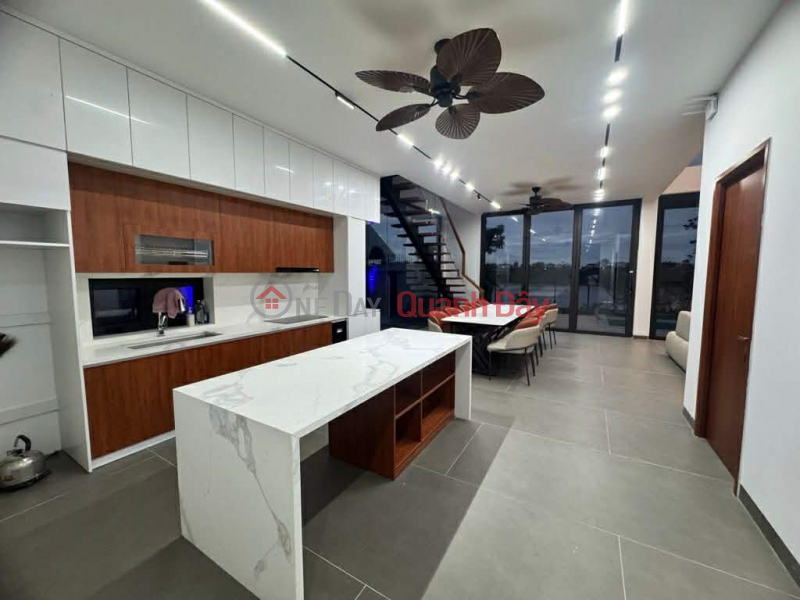  Please Select Residential, Sales Listings đ 38 Billion