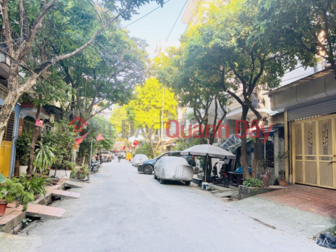 Thanh Binh townhouse 45m2, next to Mo Lao urban area, 2 car lanes, business, 10 billion _0
