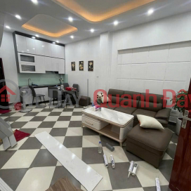 Anh tôi có nhà Ngõ 79 Cầu Giấy cần bán gấp 36m2 - 4 tầng - full nội thất - Giảm chào 300tr _0