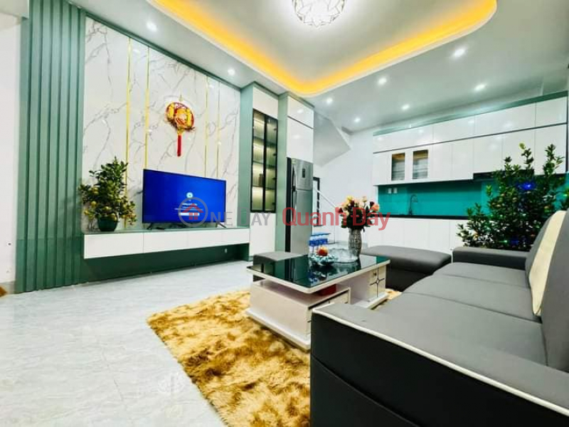 HAI BA DISTRICT TRUONG DINH STREET Area: 40M2 PRICE: 3.58 BILLION 3 FLOORS 3 BEDROOM MT: 4.5M NEAR STREET Sales Listings