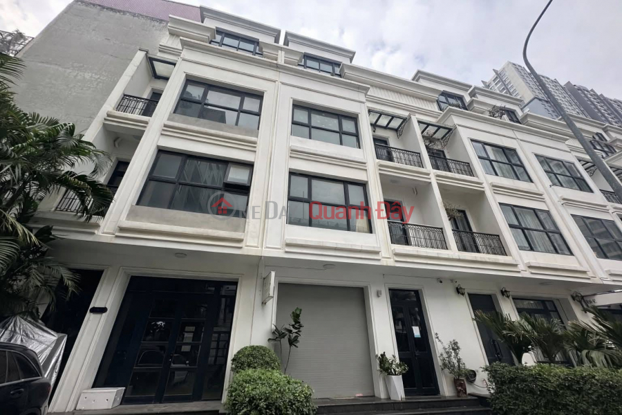Property Search Vietnam | OneDay | Nhà ở | Niêm yết bán BIỆT THỰ LIỀN KỀ VINHOMES GARDENIA – HÀM NGHI
113M2, 5 TẦNG, KINH DOANH -VỈA HÈ RỘNG