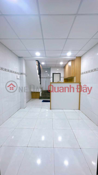 Bán nhà 3 tầng Nguyễn Tất Thành Quận 4, 3x8m, 3PN, sân thượng chỉ 3 tỷ 2 Niêm yết bán