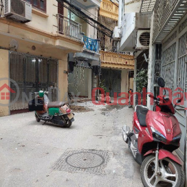 EXTREMELY RARE - HOUSE ON THE NANGLE OF DUONG QUANG HAM STREET - WIDE NOSE WITH THREE LEVELS AVOIDING EACH OTHER - 99m 5 FLOORS - AMAZING PRICE ONLY _0