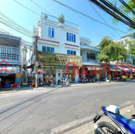 Bán nhà đẹp - Vị trí đắc địa - Cách Tháp Bà, Nha Trang chỉ 300m và 3 phút đi bộ ra biển _0