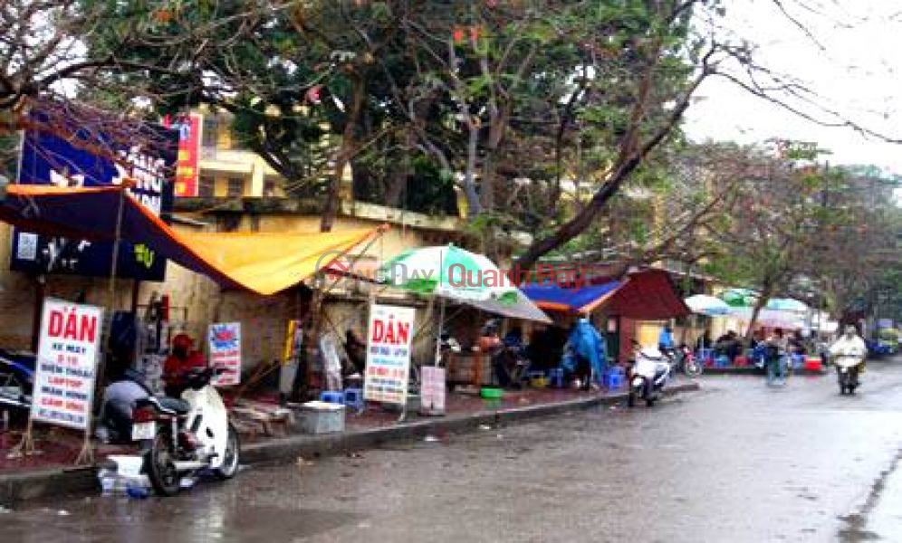 House for sale on Duong Quang Ham Street, Cau Giay District. 98m Approximately 17 Billion. Commitment to Real Photos Accurate Description. Owner Thien Sales Listings