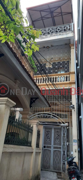 The owner needs to rent a house in lane 273 - Tran Cung street - Co Nhue 1 ward - Bac Tu Liem district - Hanoi Rental Listings