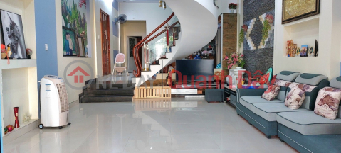 Best corner in Nam Viet A-Beautiful house-3 floors-95m2-Front on Tuy Ly Vuong-Ngu Hanh Son-Ngu Hanh Son-Just over 5 billion-0801127005. _0
