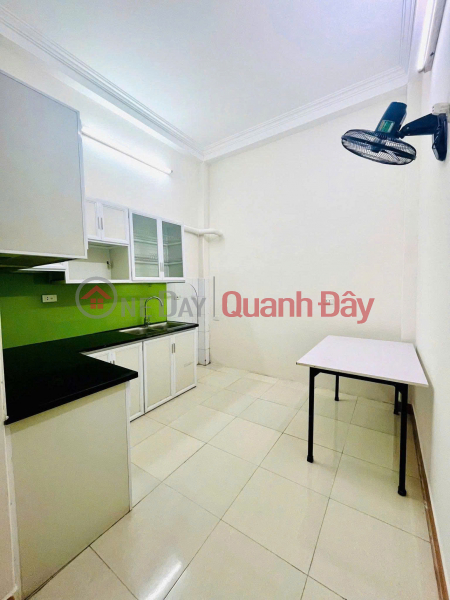 Whole house for rent in lane 358 Bui Xuong Trach, 40m2 x 4 floors, 4 bedrooms, 3 bathrooms, 12 million | Vietnam | Rental đ 12 Million/ month
