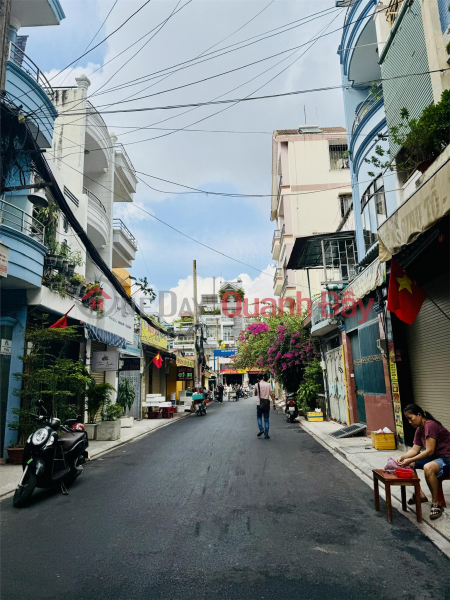 đ 9.38 Billion **House for sale on frontage of ward 11, Quang Hien frontage, Tan Binh; (5x16) 2 floors, 9.3 billion