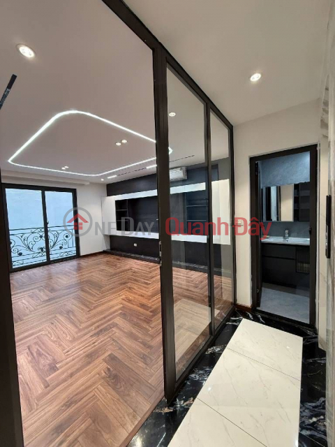 KHÚC THỪA DỤ DT 40M x7 TẦNG THANG MÁY 13,5 TỶ NGÕ BA GÁC,GẦN PHỐ,MẶT TIỀN 4,6M _0