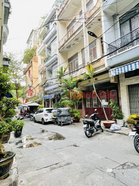 Property Search Vietnam | OneDay | Residential | Sales Listings View MILLION DOLLARS Nguyen Cong Hoan Binh Thanh, HOUSE 8M, 45m2, about 8 billion.