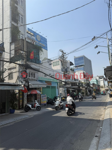 đ 12.5 Billion, **House for sale on Nguyen Dinh Chieu street, Phu Nhuan district (4*17m),2 floors**