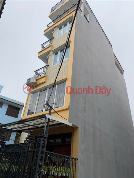 5-STOREY HOUSE FOR SALE IN PHU THUONG, TAY HO, ALLEY CONNECTING WITH CARS RUNNING AROUND THE HOUSE Sales Listings