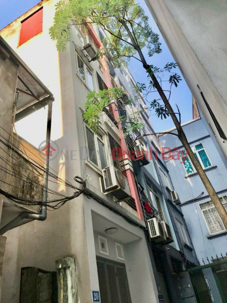 Cho thuê nhà ngõ Trần Thái Tông, 4 tầng x 35m2, 3 ngủ, 3 vệ sinh, 15 triệu/th Niêm yết cho thuê