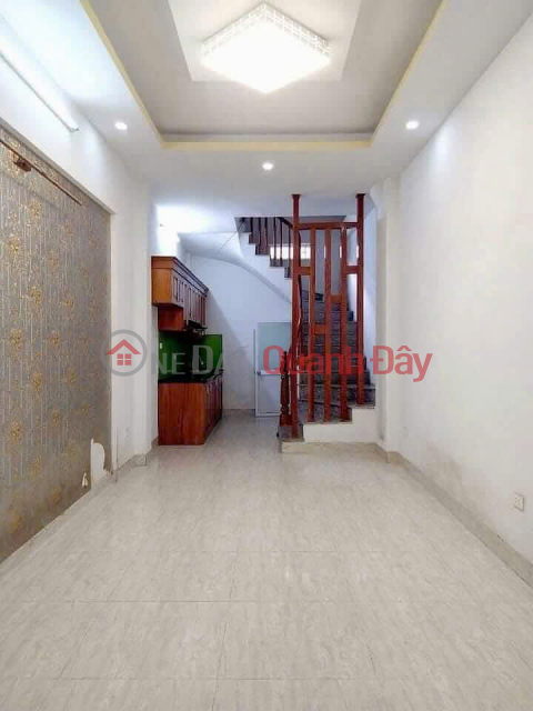 Cho thuê nhà ngõ Nguyễn Khoái, 30m² x 4 tầng, 3PN, 9 triệu KD online, VP, ở gđ, nhóm _0