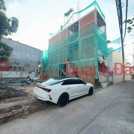 LAND FOR SALE IN A CAR-ACCESSIBLE ALLEY IN GO O MOI – PHU THUAN, DISTRICT 7 _0