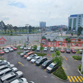 Land for sale in IDICO area, Ward 6, Tan An City, Long An (formerly) near AEON Mall. Full legal documentation. _0