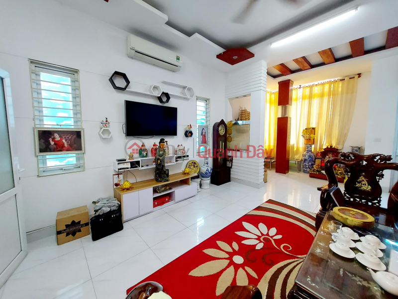 Property Search Vietnam | OneDay | Residential, Sales Listings Hoang Cau townhouse for sale: 42m2, 3 bedrooms, NEAR HOANG CAU, RED CAR, ONLY 7.9 billion.