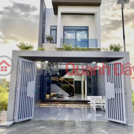 Nhà lầu siêu sang, sổ riêng thổ cư gần KCN Thạnh Phú, chỉ 2tỷ250 _0