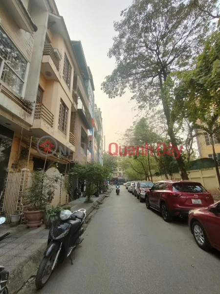 Property Search Vietnam | OneDay | Residential Sales Listings | House for sale in Nghia Do Ward, Cau Giay, 2 open sides for cars to avoid, 96m2 x 4 floors, 32 billion.