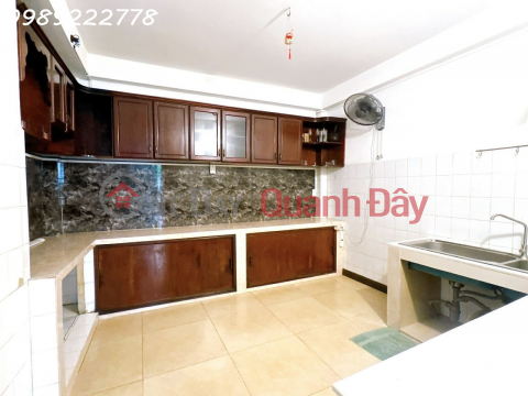 FRONTAGE ON BA HAT STREET - WARD 9 - 3.5X15M - 5 FLOORS, BEAUTIFUL AND RARELY FOUND IN THE AREA - 4 BEDROOMS. _0