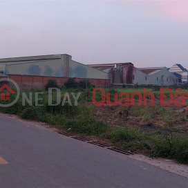 Owner needs to sell beautiful land lot on frontage of Tan Phuoc Khanh 38 street, Tan Uyen, Binh Duong _0