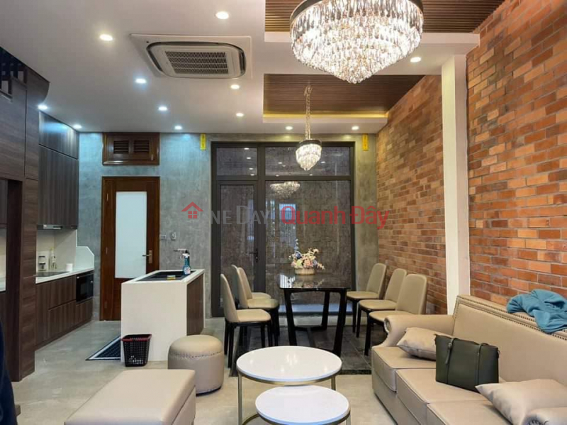 House for sale in lane 243 Ngoc Thuy, OTO, Corner Lot, owner offers furniture for 5 billion 8. Contact: 0936123469 Sales Listings