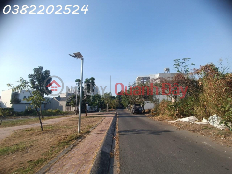 Land for sale right at Binh Chieu market - 6m frontage - good business - 6x20 full residential area _0