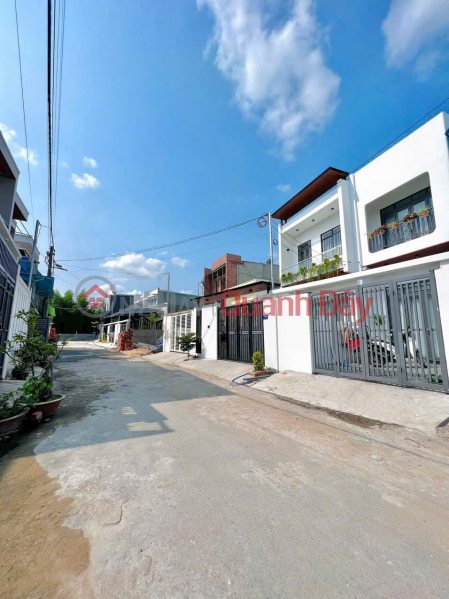 đ 2,25 tỷ Nhà lầu siêu sang, sổ riêng thổ cư gần KCN Thạnh Phú, chỉ 2tỷ250