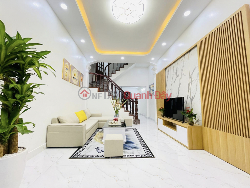 THUY KHUE TAY HO TOWNHOUSE Area: 55M2 5 FLOORS MT4.7M 4 BEDROOM PRICE: 6.25 BILLION TAY HO DISTRICT FUN FULLY INTERIOR Sales Listings