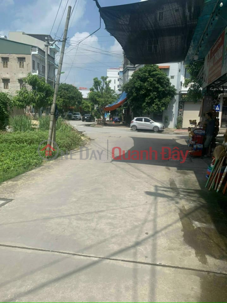 Lô đất kinh doanh Khu 4 phường Thanh Bình tp Hải Dương đường 2 ô tô tránh nhau, mặt tiền 12m Niêm yết bán