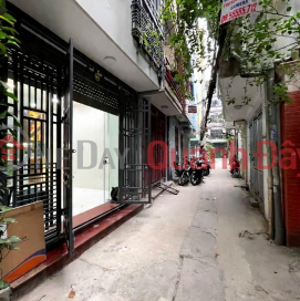 Hoang Hoa Tham street, 35m² x 5 floors, 9.7 billion VND, 3m wide alley, 40m from the main street, corner plot, privately built, beautiful house. _0