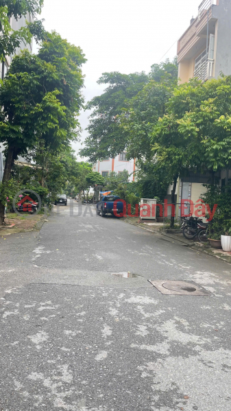 RARE OPPORTUNITY IN GIA LAM RESETTLEMENT AREA – PRIME LAND WITH 9M WIDE ROAD AND SIDEWALK – PRICE JUST OVER 9 BILLION VND! | Vietnam | Sales, đ 8.15 Billion