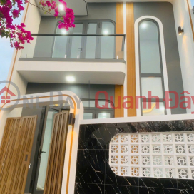 BEAUTIFUL NEW HOUSE – 3 BEDROOMS – NEAR NHA TRANG – ONLY 10 MINUTES TO THE CITY CENTER!<br \/> Selling Price: 1.79 billion _0