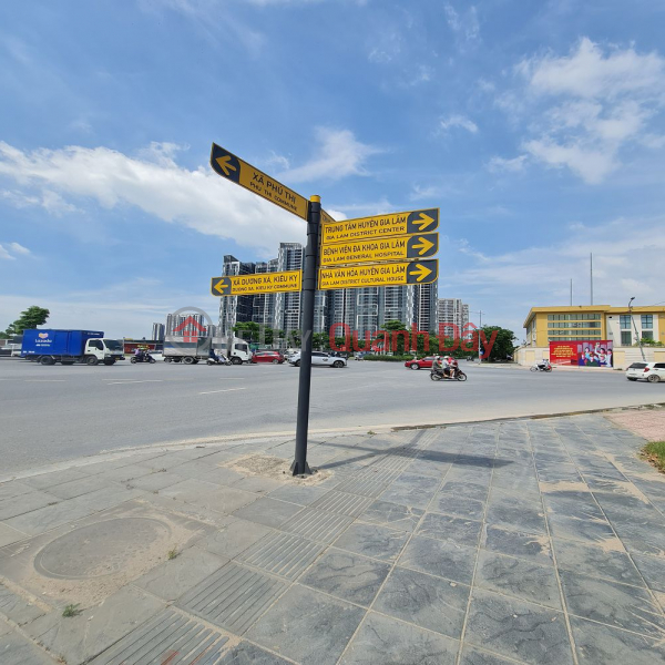 Land for sale in Kieu Ky, Gia Lam, Hanoi. 202m2, 8m frontage, accessible by car, price only 1x billion VND. Contact 0989894845 Sales Listings