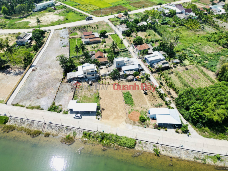₫ 700 Million Land for sale with front view of Ve Mo Duc River at cheap price