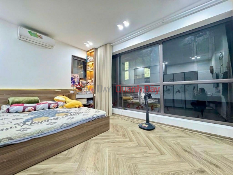 nhà đẹp Ngọc Lâm, gara, 7 tầng thang máy, mặt tiền 9m, ngõ nông, gần ôtô tránh, Việt Nam Bán | đ 16,3 tỷ