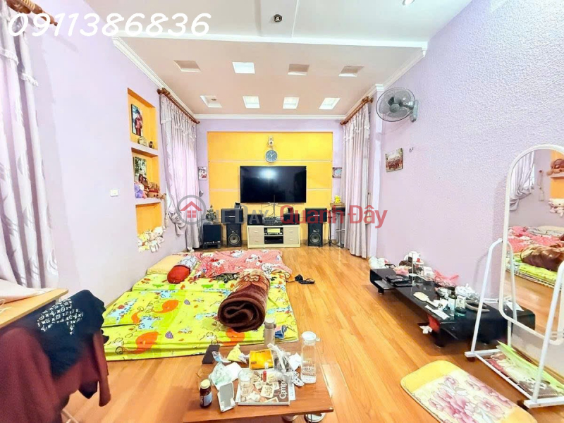 đ 10,9 tỷ Nhà đẹp Nguyễn Khang, gần Ô tô, 45m 4 tầng, Ngõ rộng, chỉ 10.9 tỷ