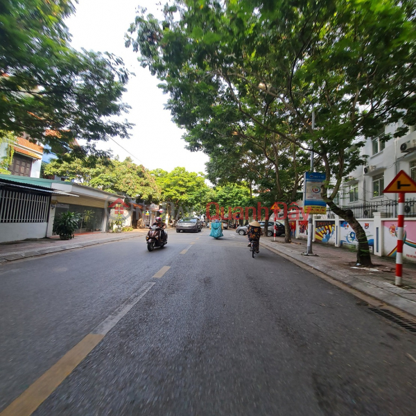 60m2 land Kieu Ky, Gia Lam, Hanoi. 8m sidewalk road. Good business. Contact 0989894845, Vietnam | Sales | đ 3.88 Billion
